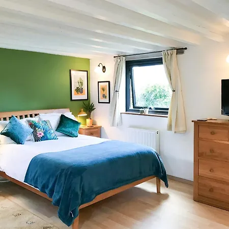 Little Fursdon Holiday home